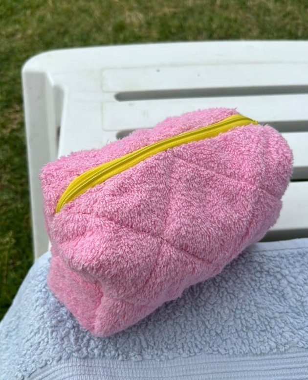 Towel pouch